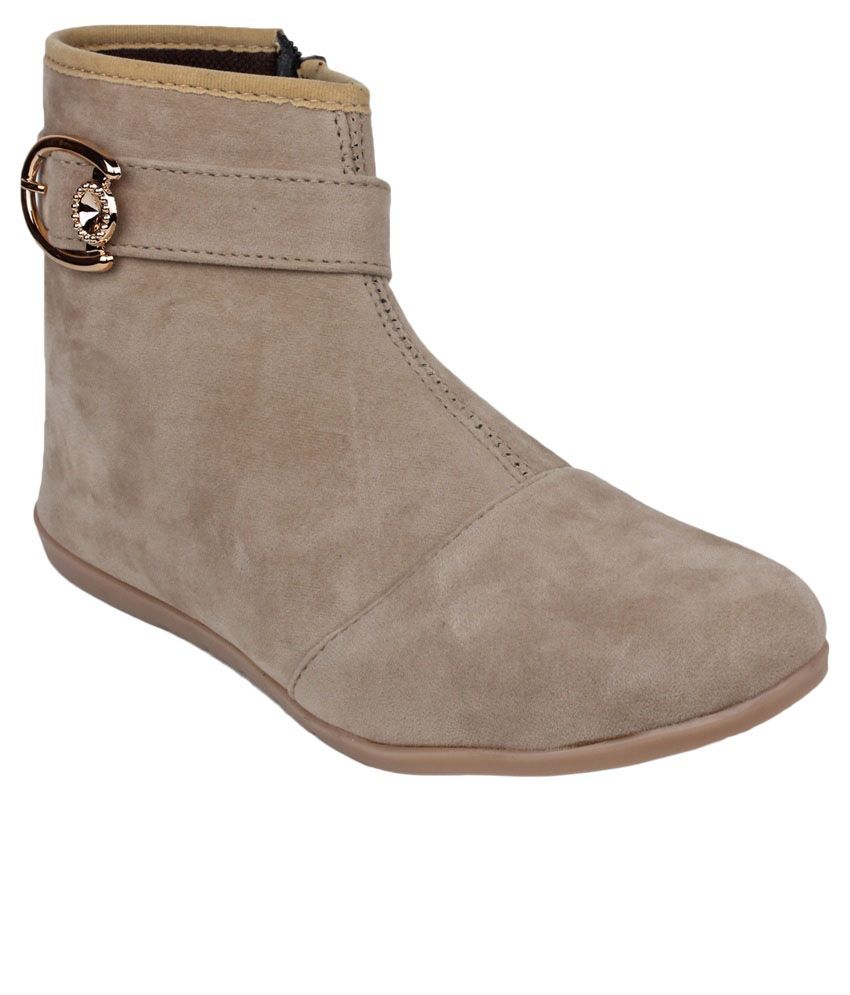 moon boots beige low