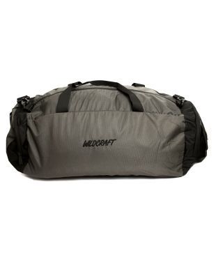 wildcraft sleek medium duffle bag