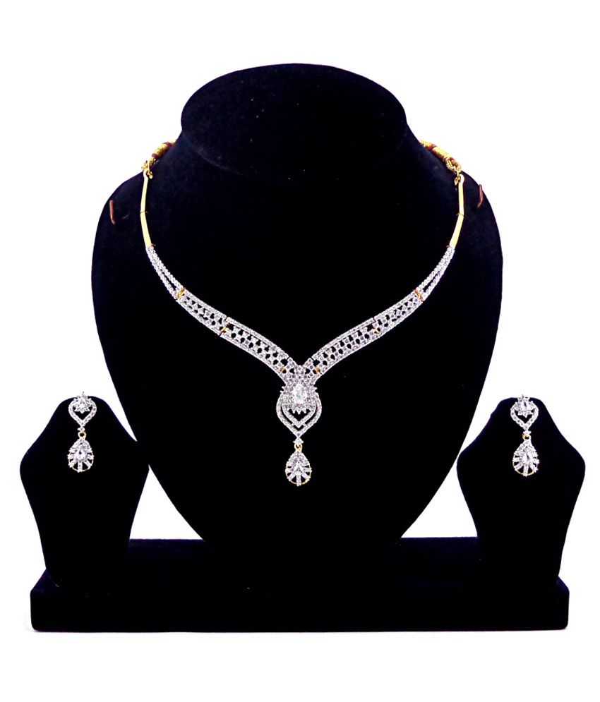 Nishugems Silver American Diamond Necklace Set Buy Nishugems Silver American Diamond Necklace 0853