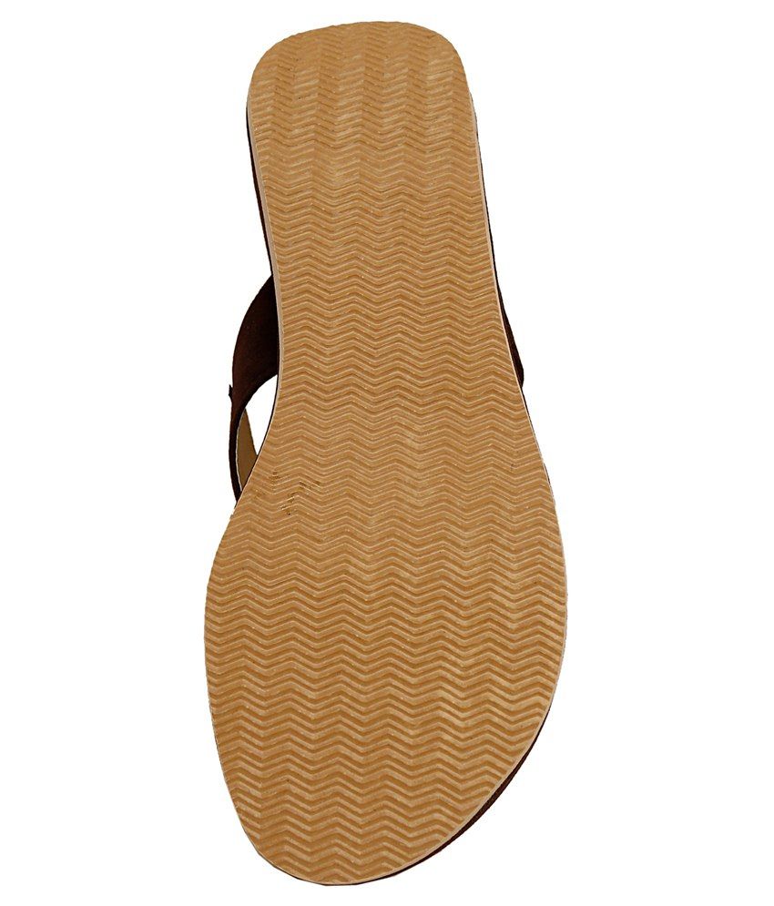 Trendy Footwear Brown Heeled Slip Ons Price in India- Buy Trendy