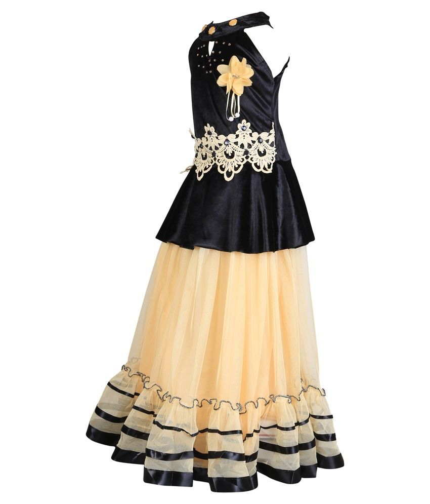 Qeboo Black And Beige Dress - Buy Qeboo Black And Beige Dress Online at Low Price - Snapdeal
