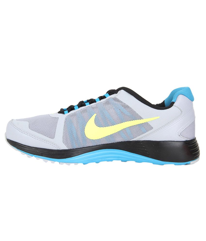 nike white running shoes