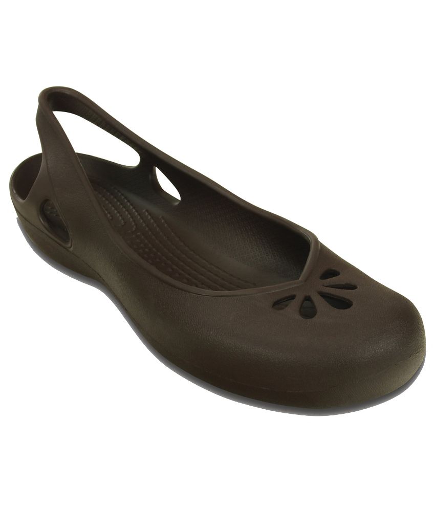 Crocs Brown Flat Slip-on & Sandal Standard Fit Price in India- Buy ...