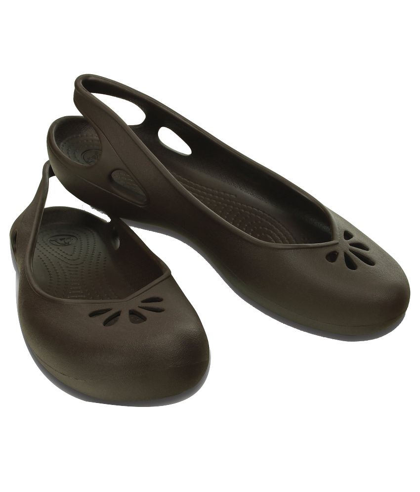 Crocs Brown Flat Slip-on & Sandal Standard Fit Price in India- Buy ...