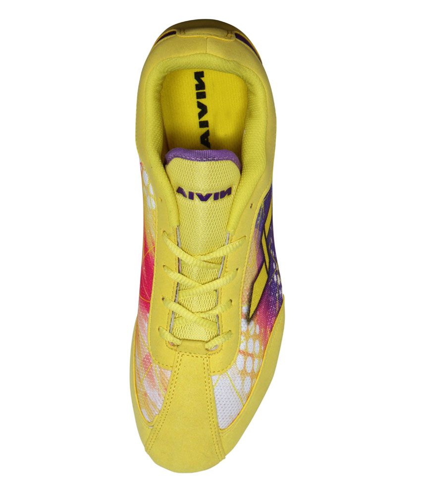 nike flex stride yellow