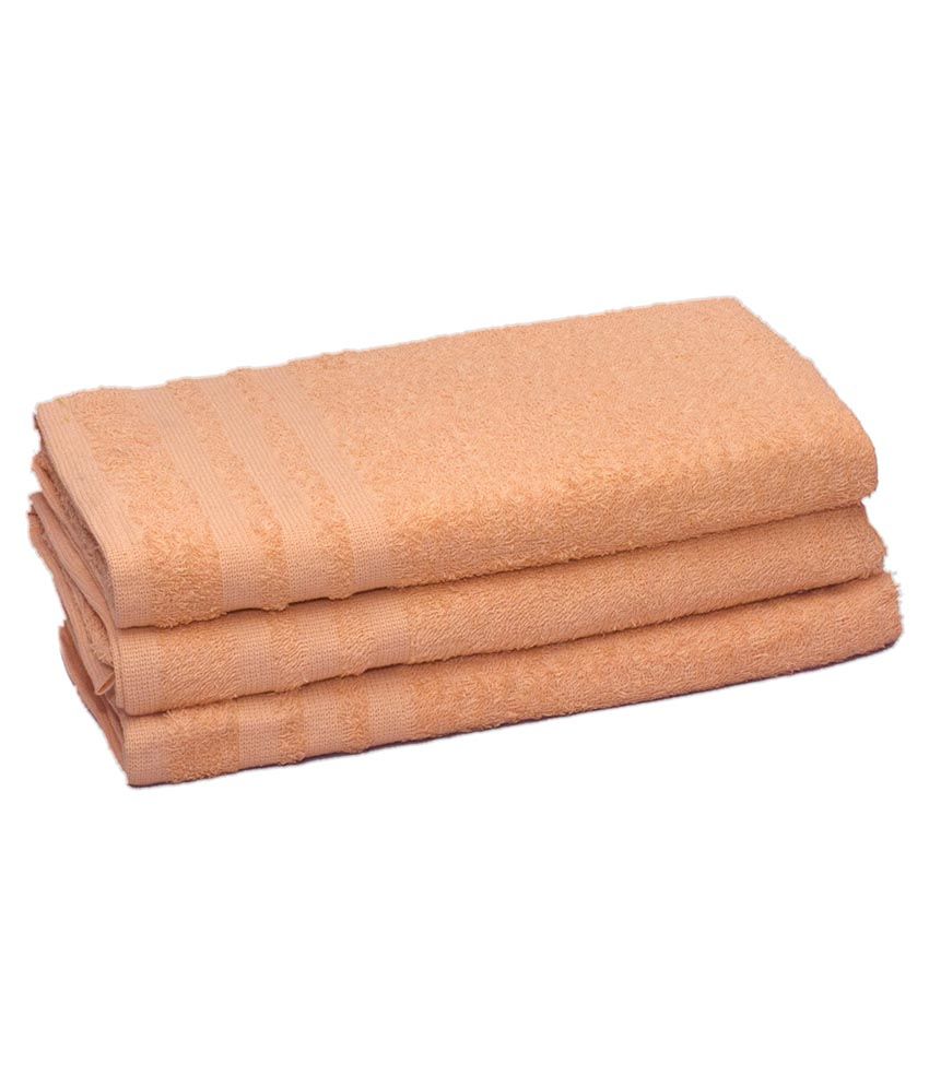 S Kumars Peach Cotton Bath Towels Set of 3 Buy S Kumars Peach Cotton Bath Towels Set of 3