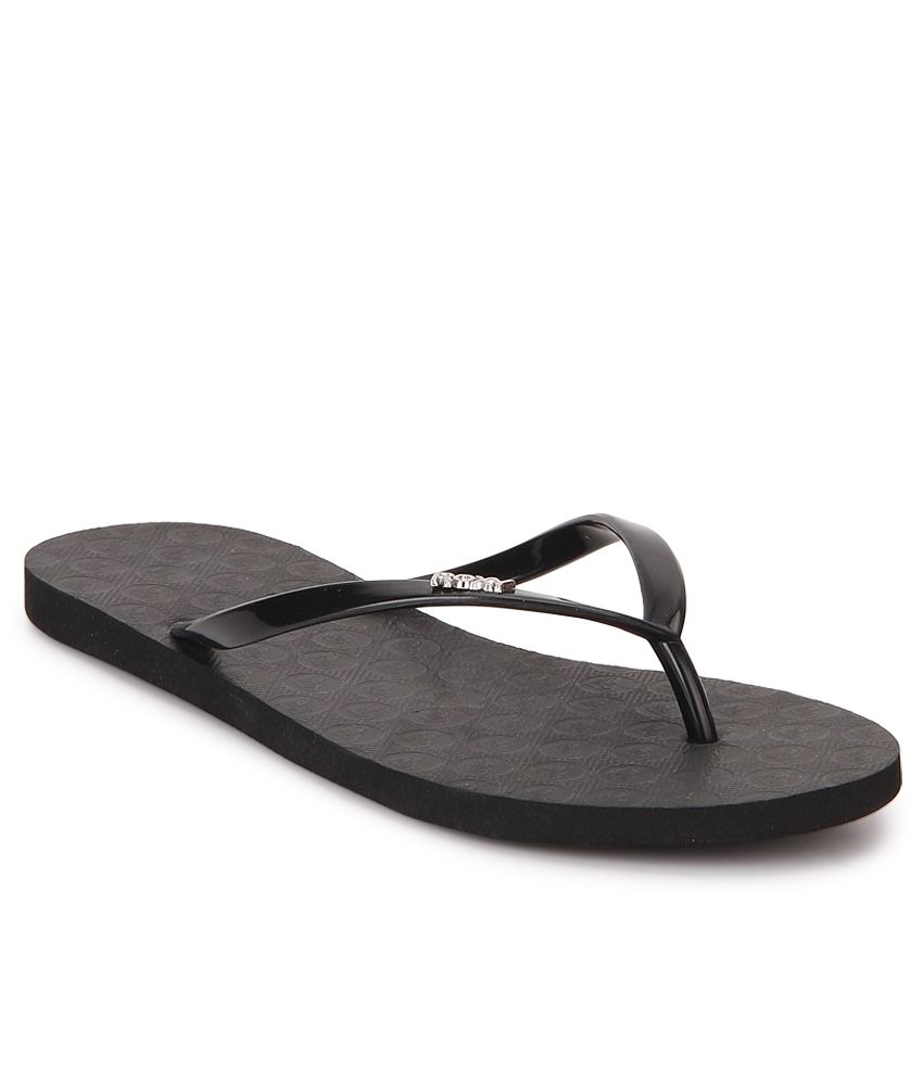 roxy black flip flops