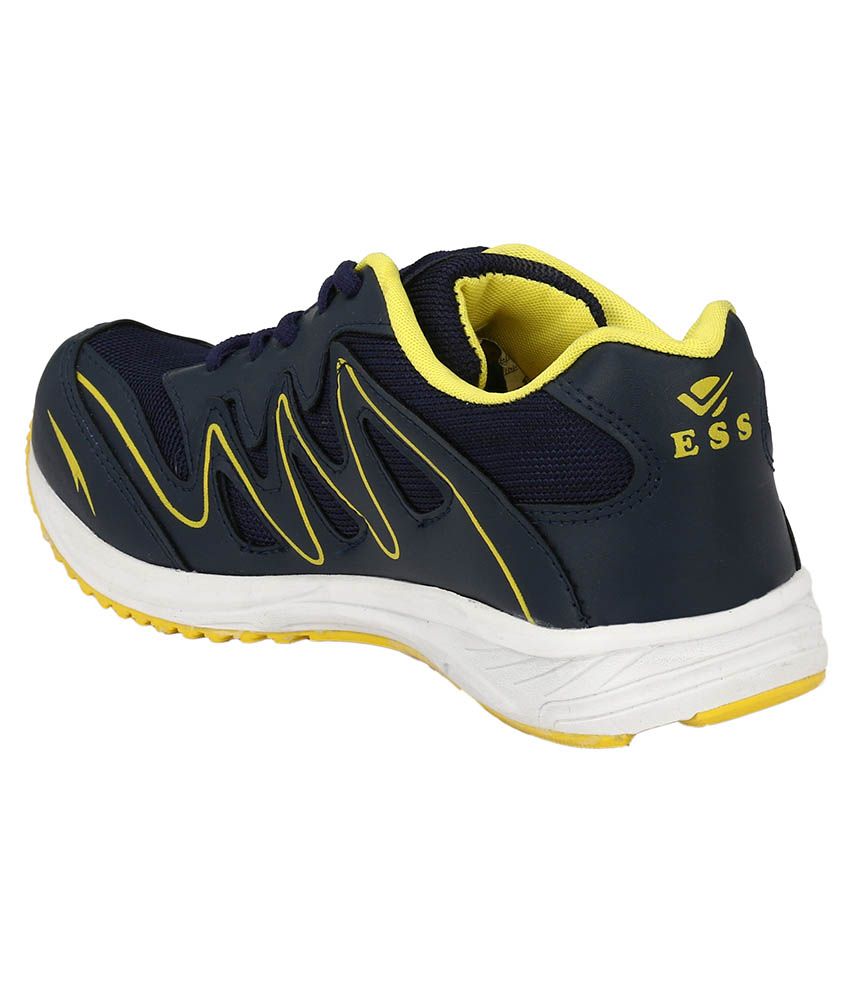 ess running shoes