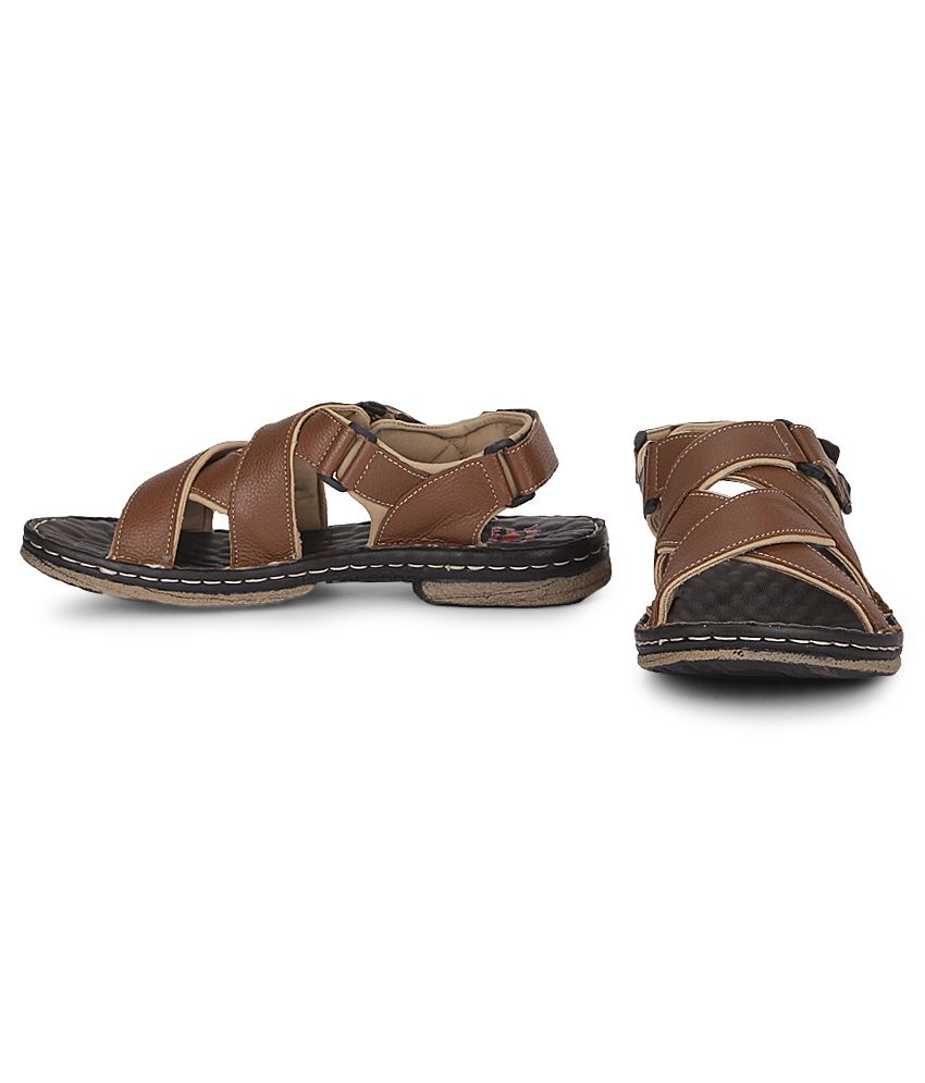 Lee Cooper Tan Sandals Price in India- Buy Lee Cooper Tan Sandals Online at Snapdeal