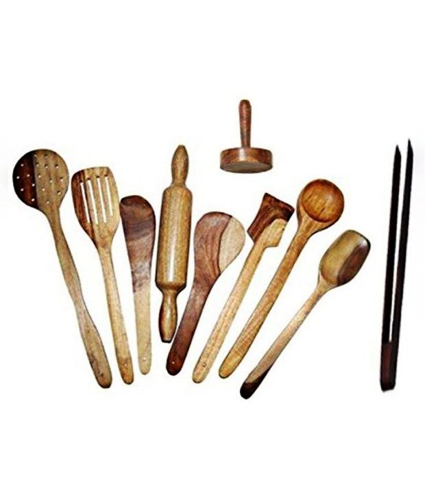 cookware set with wooden handles