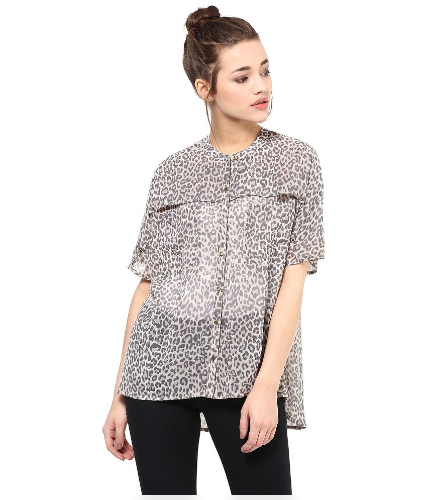 women's long sleeve shirt with hood