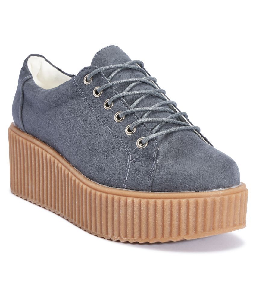 toyah sneakers in truffle suede