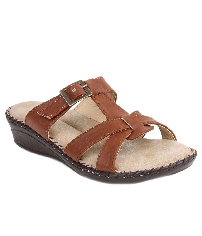 brown wedges wide width
