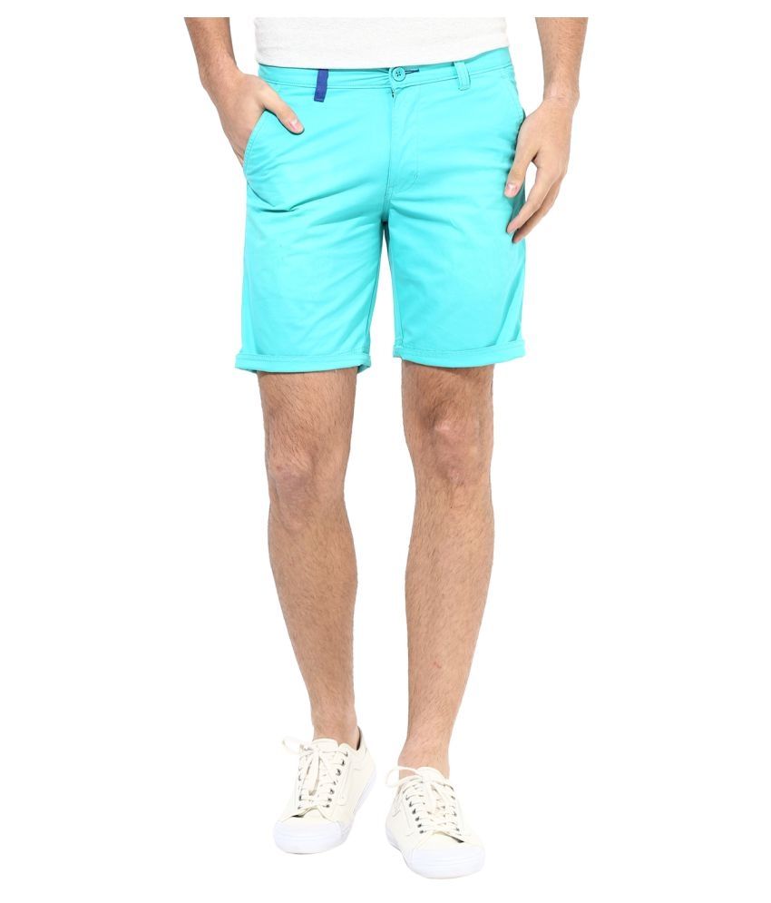 turquoise shorts outfit mens