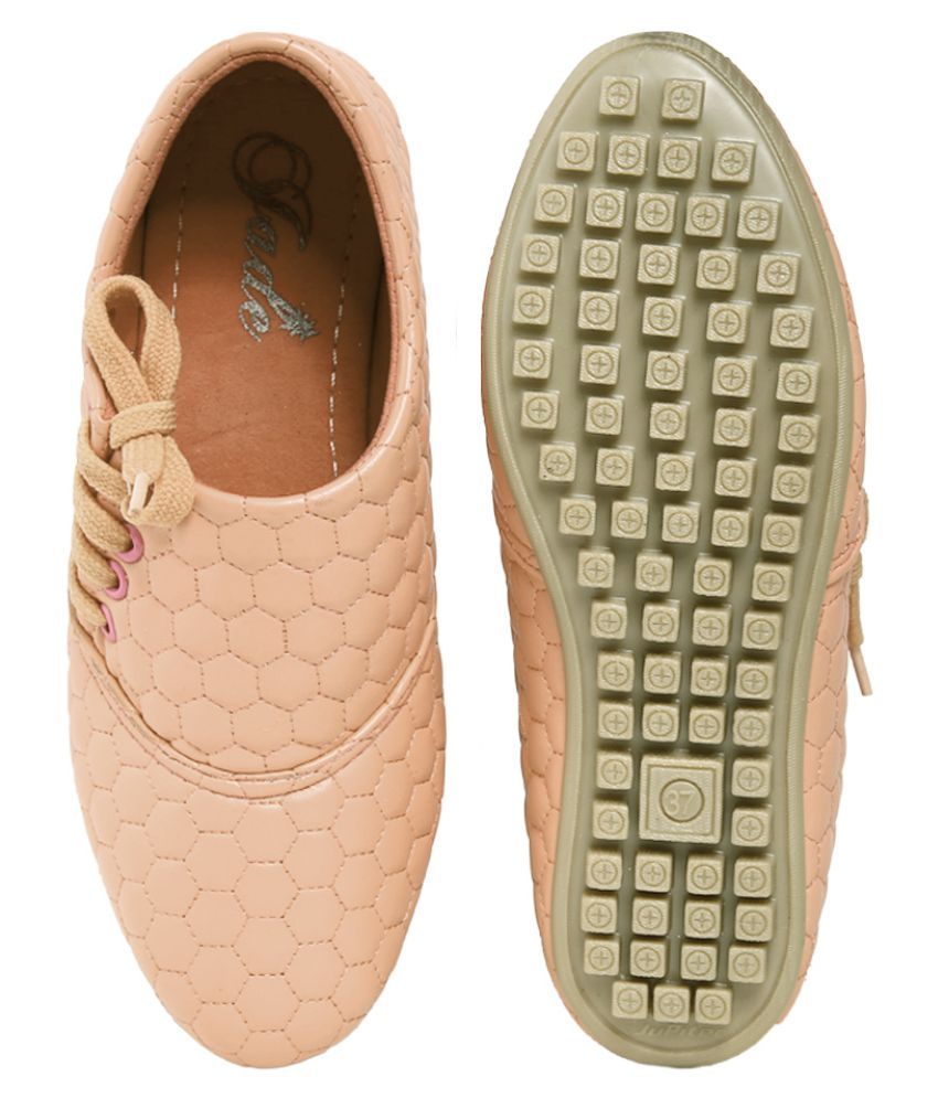 tan boat shoes women's