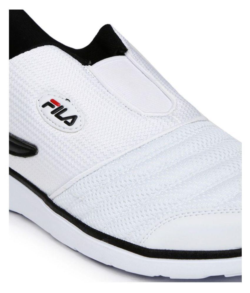 fila casual white shoes