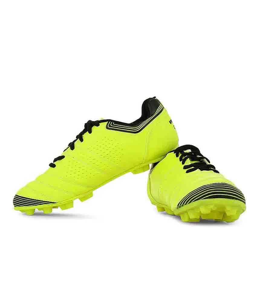 Nike football boots on sale snapdeal