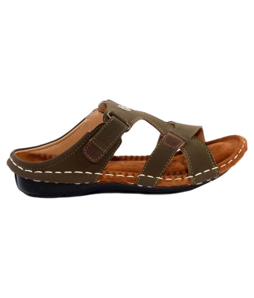 Binutop Green Sandals - Buy Binutop 