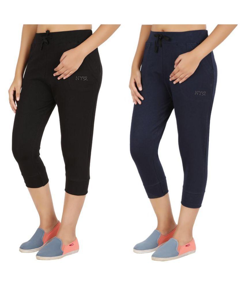 white cotton capris