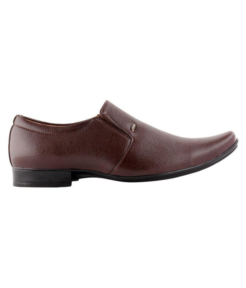 ladies brown slip on shoes