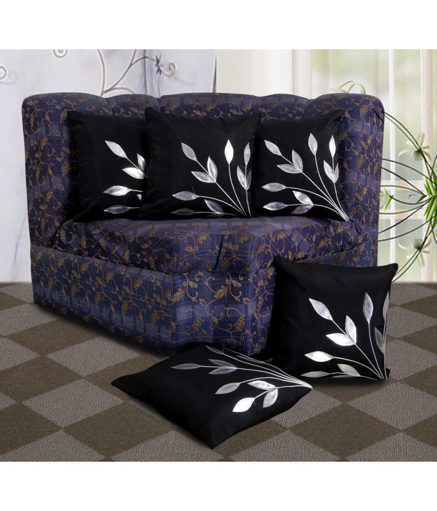     			Dekor World Set of 5 Polyester Cushion Covers