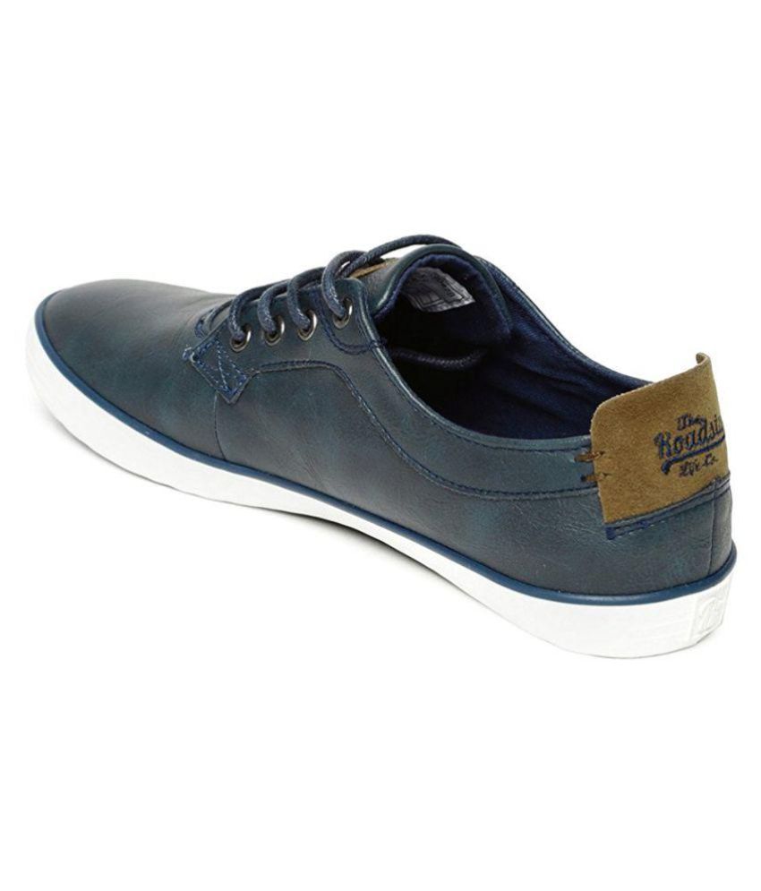 roadster shoes snapdeal