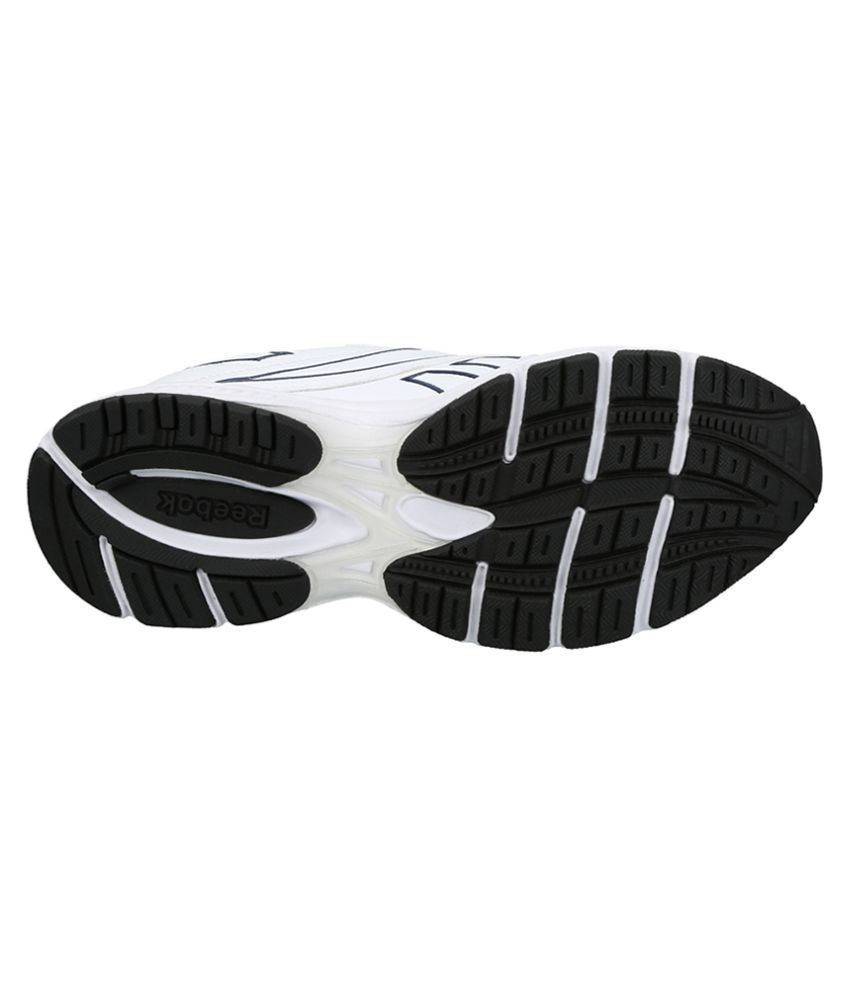 comfortable white runners