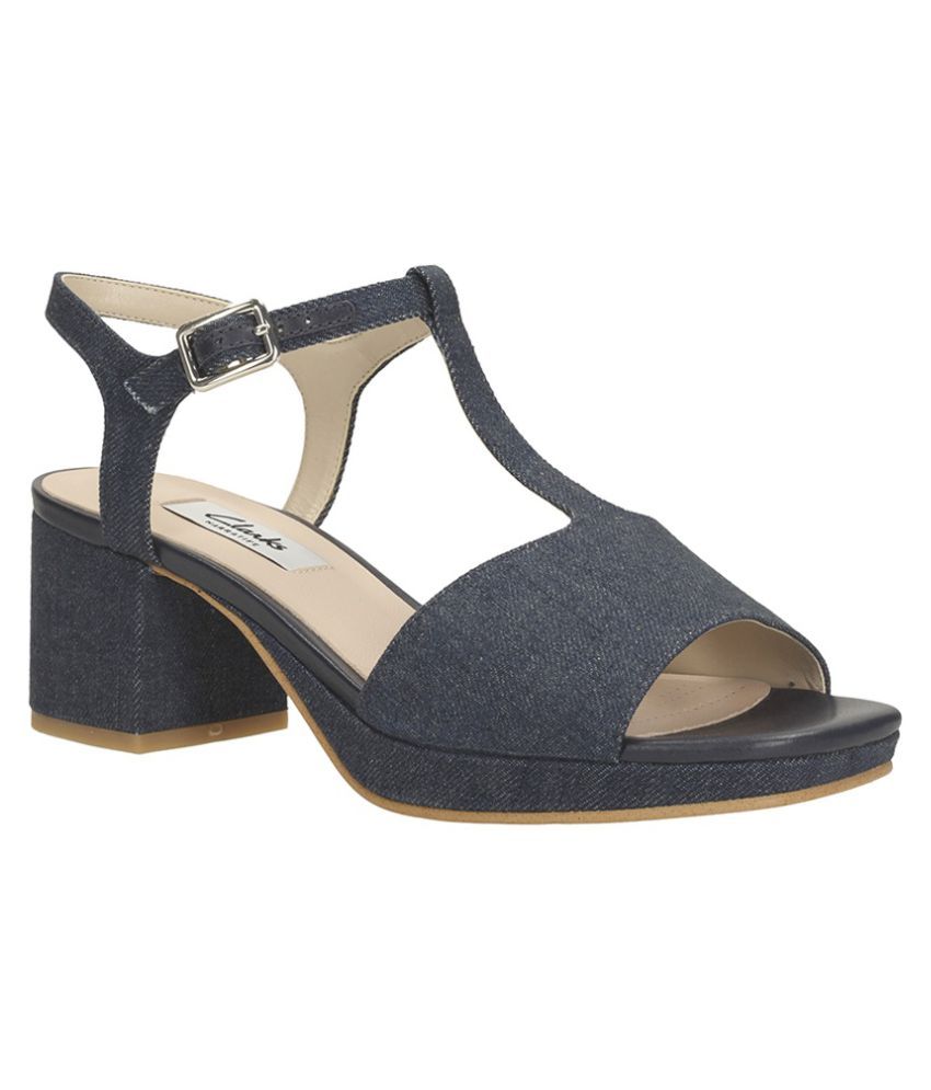 clarks gray pumps
