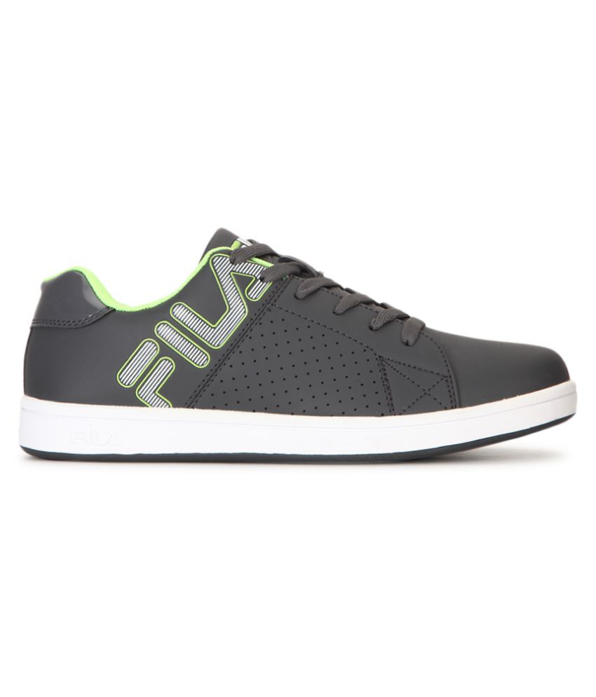 Fila hatty cheap black sneakers