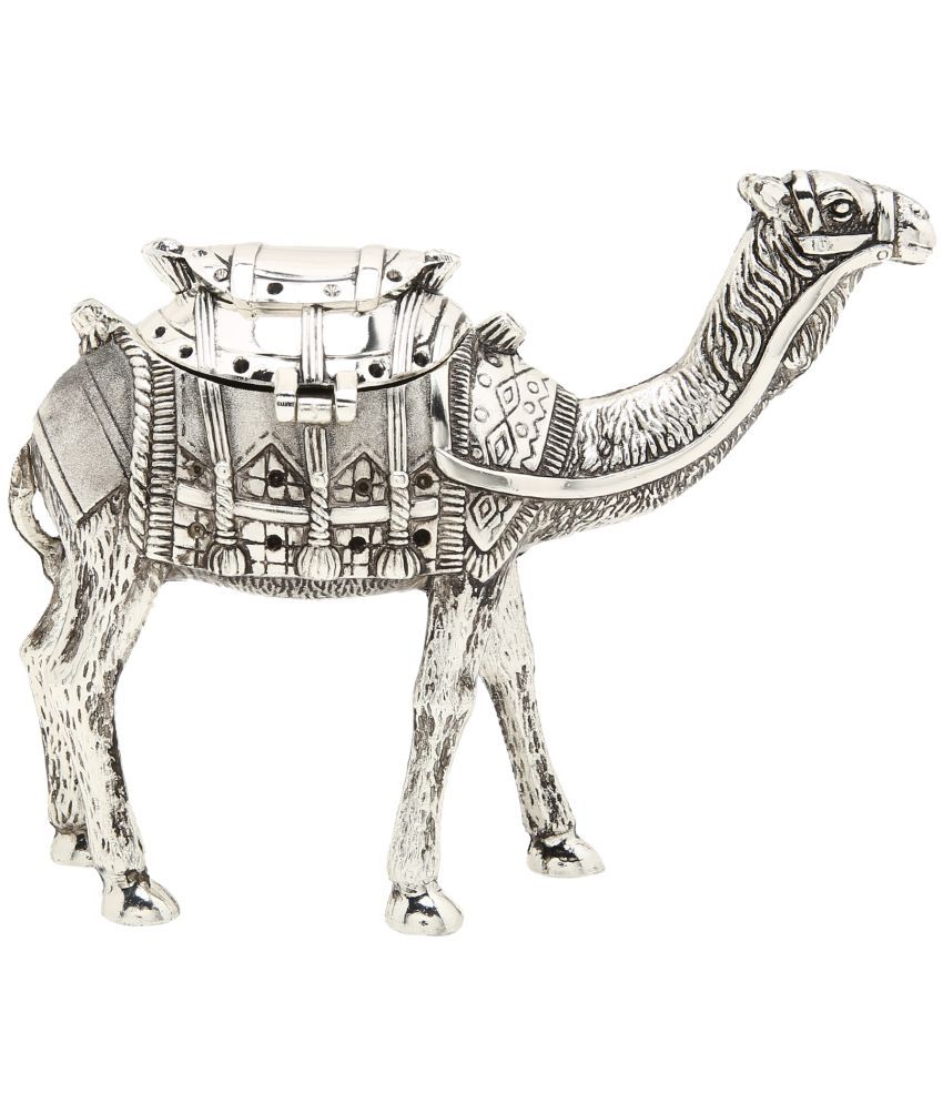 metal camel statue