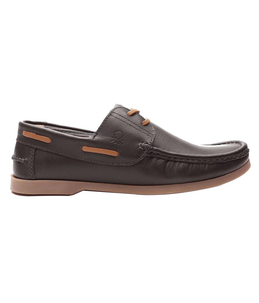 benetton boat shoes