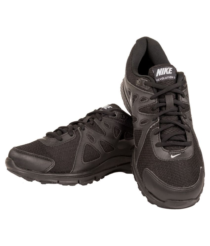 nike black running shoes price