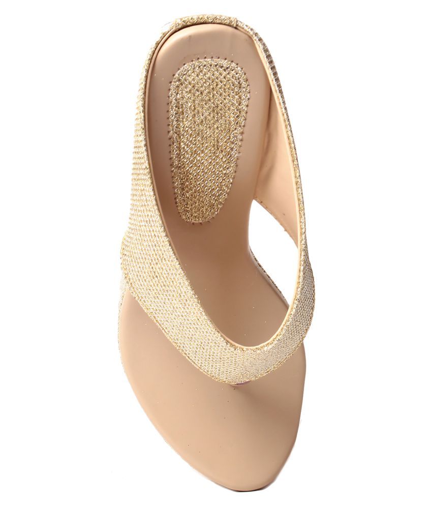 Ladies Zone Gold Heels Price in India Buy Ladies Zone Gold Heels