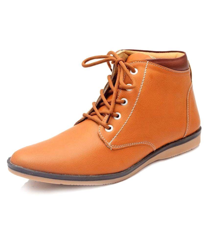 tan chukka