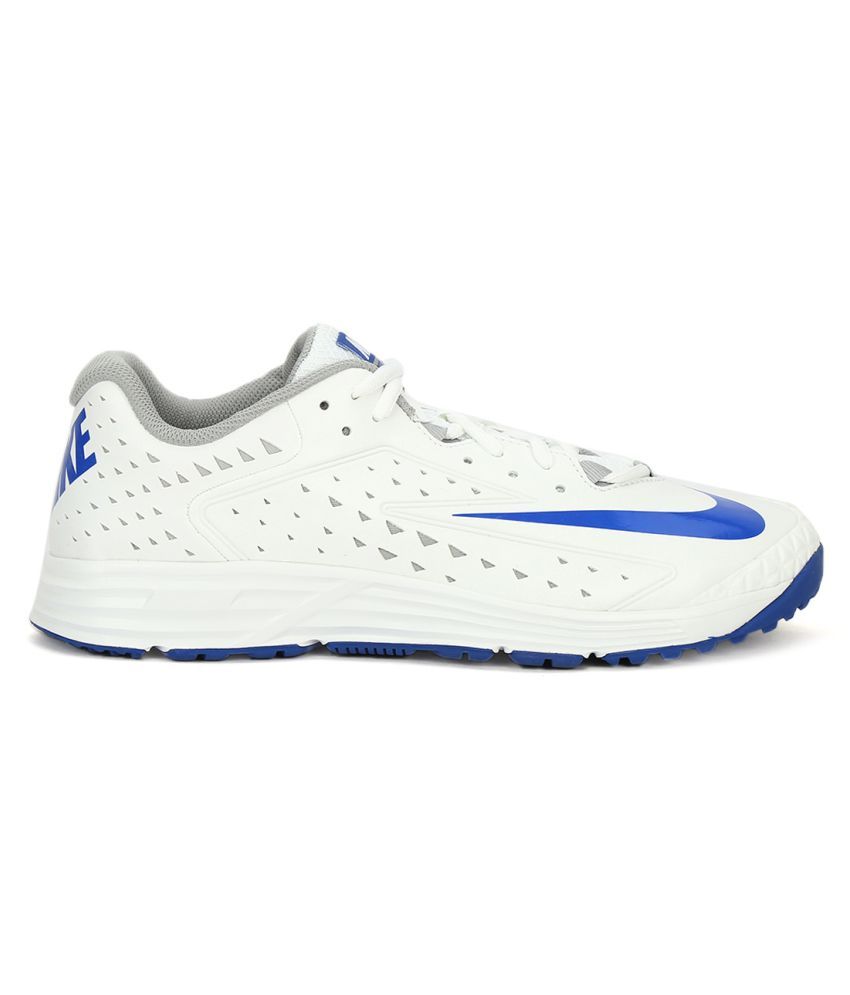 nike cricket shoes 2018