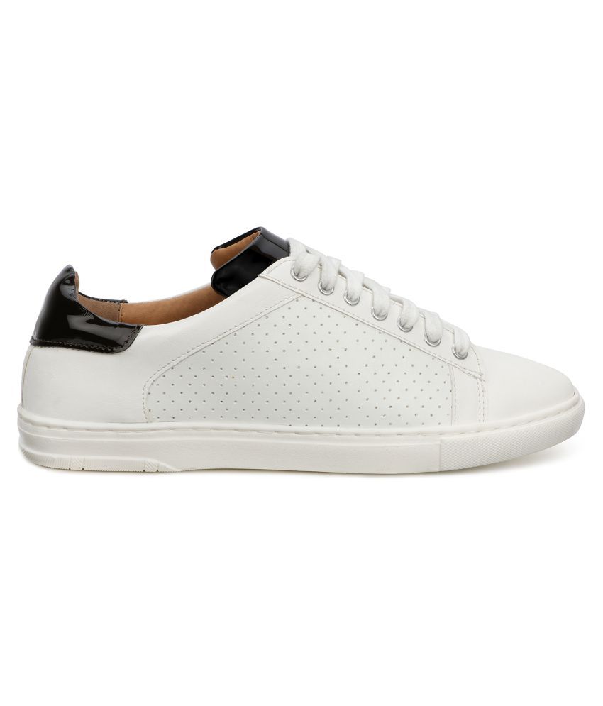 Escaro Sneakers White Casual Shoes Buy Escaro Sneakers White