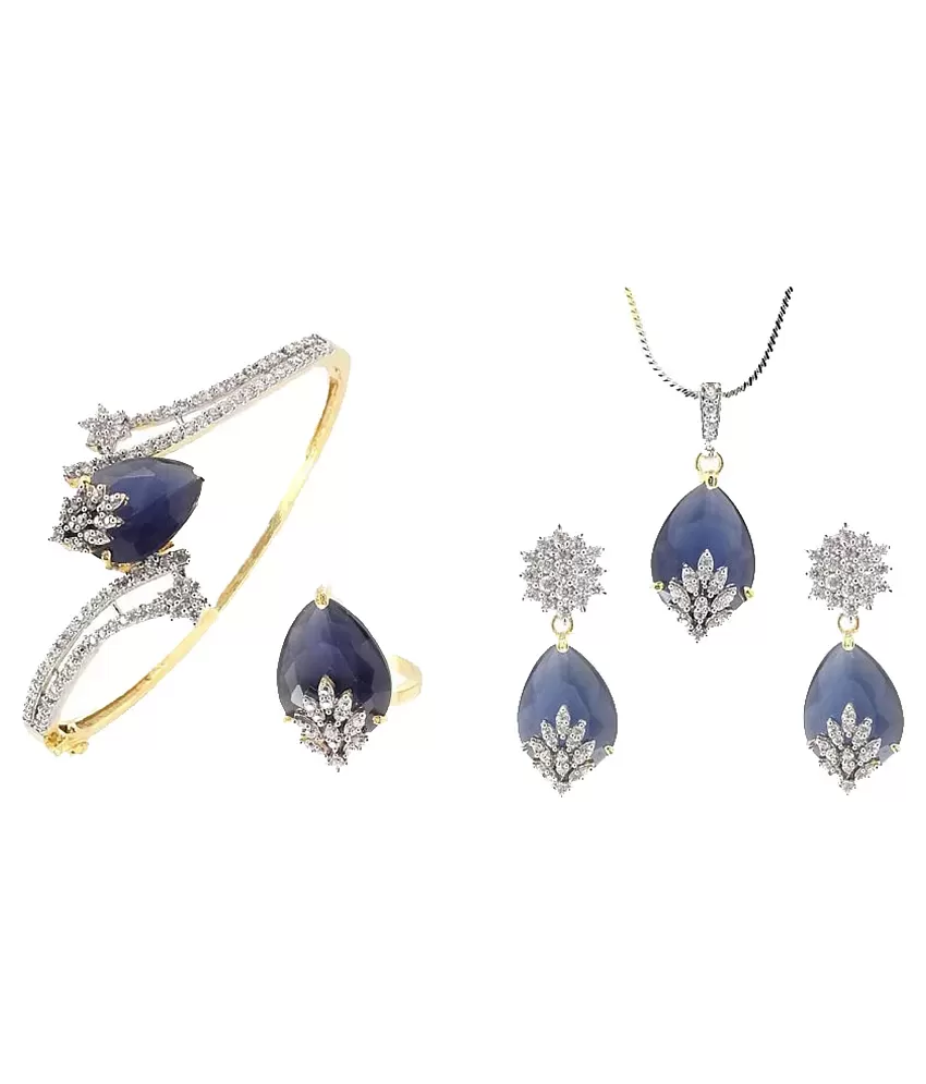 Casual Wear Artificial Jewelry Fusion Arts American Diamond Brass Metal Stud  Earrings