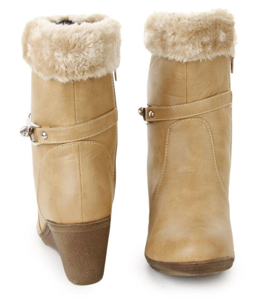 beige ugg boots mini