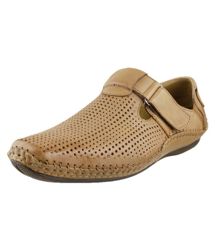 fontini sandals