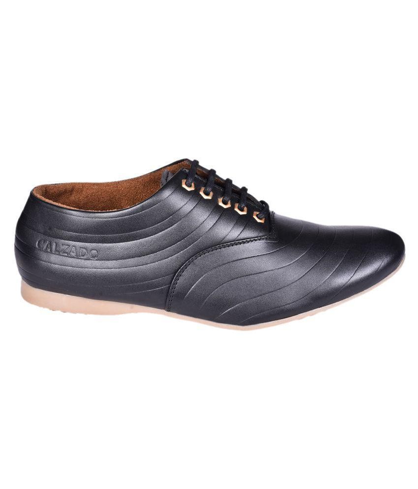 black messi shoes