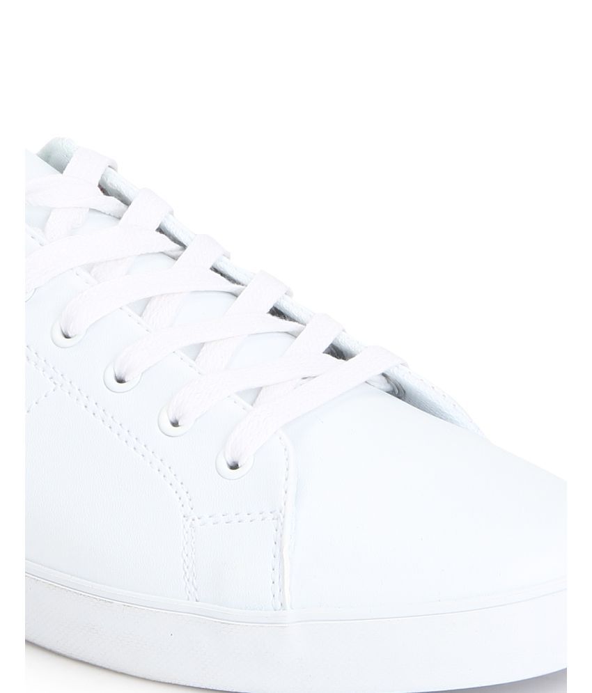 white sneakers for men ucb