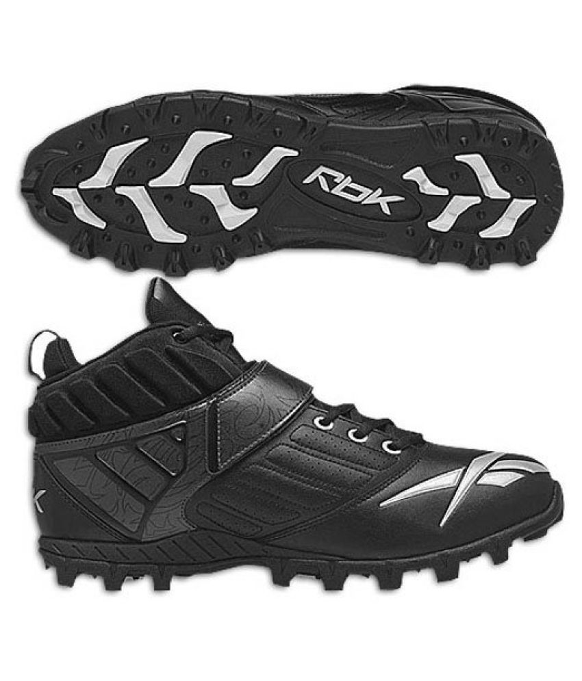 Reebok Men s Bulldodge Turf Mid 
