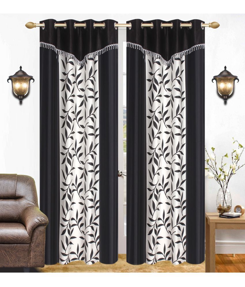     			Stella Creations Set of 2 Door Eyelet Curtains Printed Black