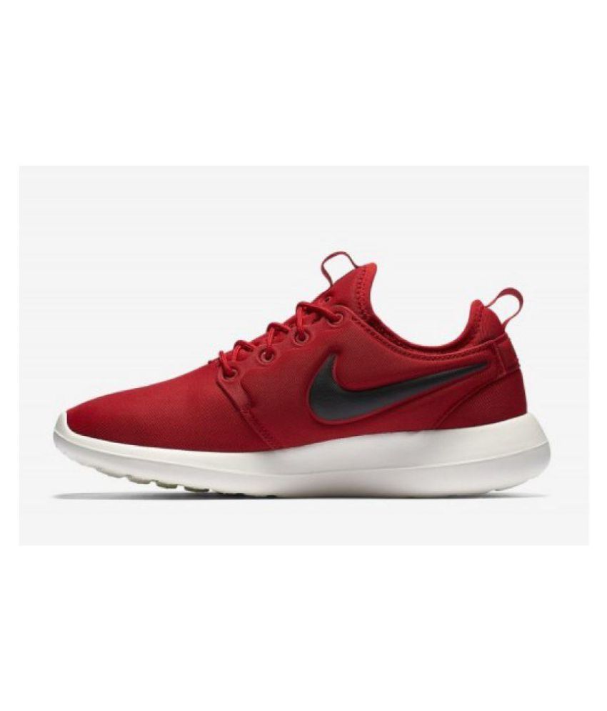 Nike roshe 2 Sneakers Maroon Casual Shoes - Buy Nike roshe 2 Sneakers ...