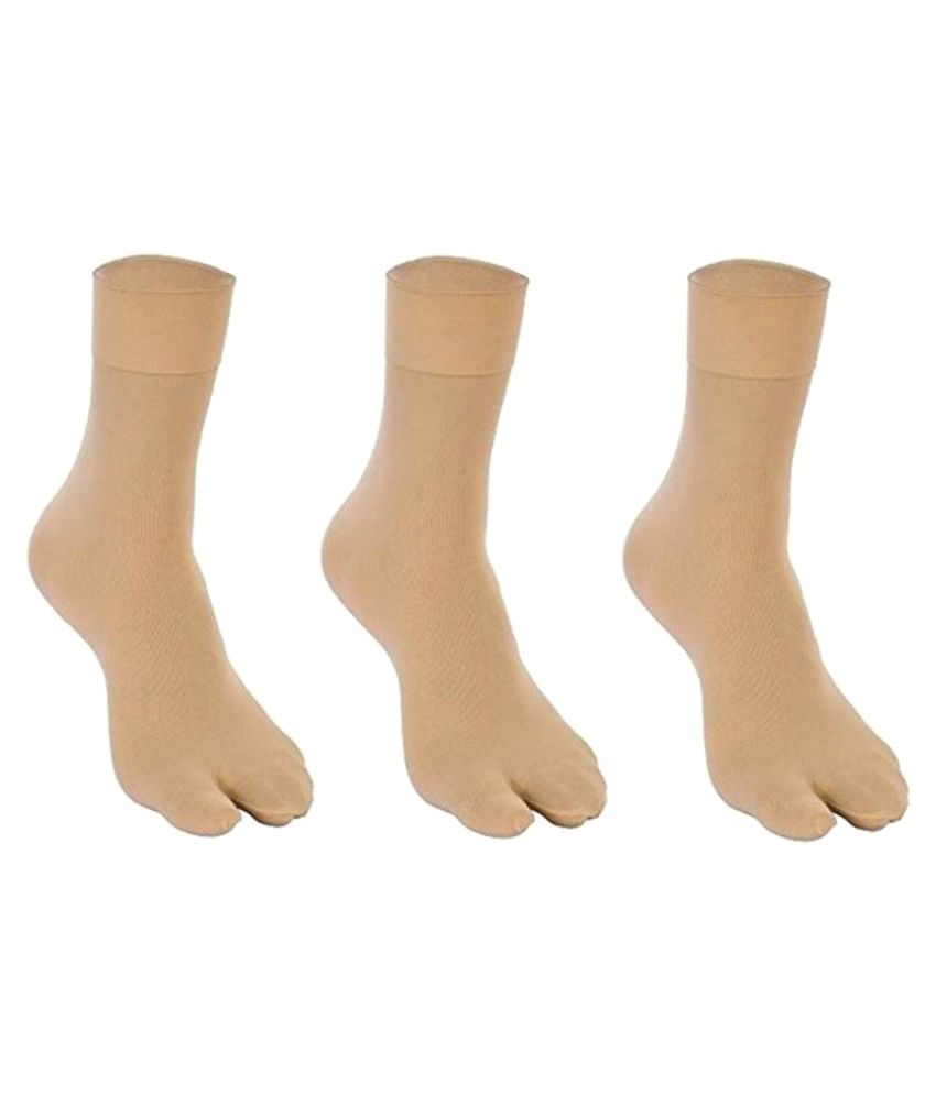     			Tahiro Beige Thumb Socks - Pack of 3