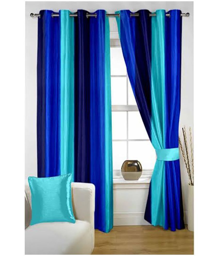     			Laying Style Set of 2 Window Eyelet Curtains Plain Blue