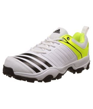 adidas 22 yards cricket shoes price