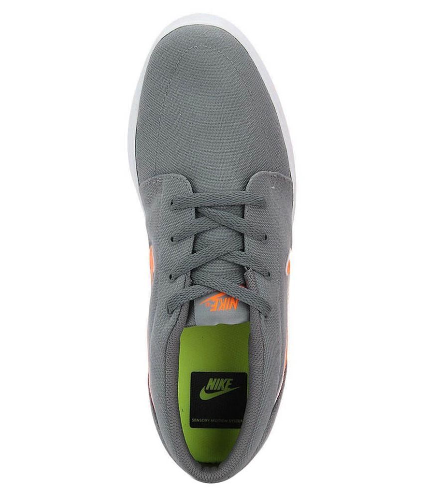 nike grey casual shoes