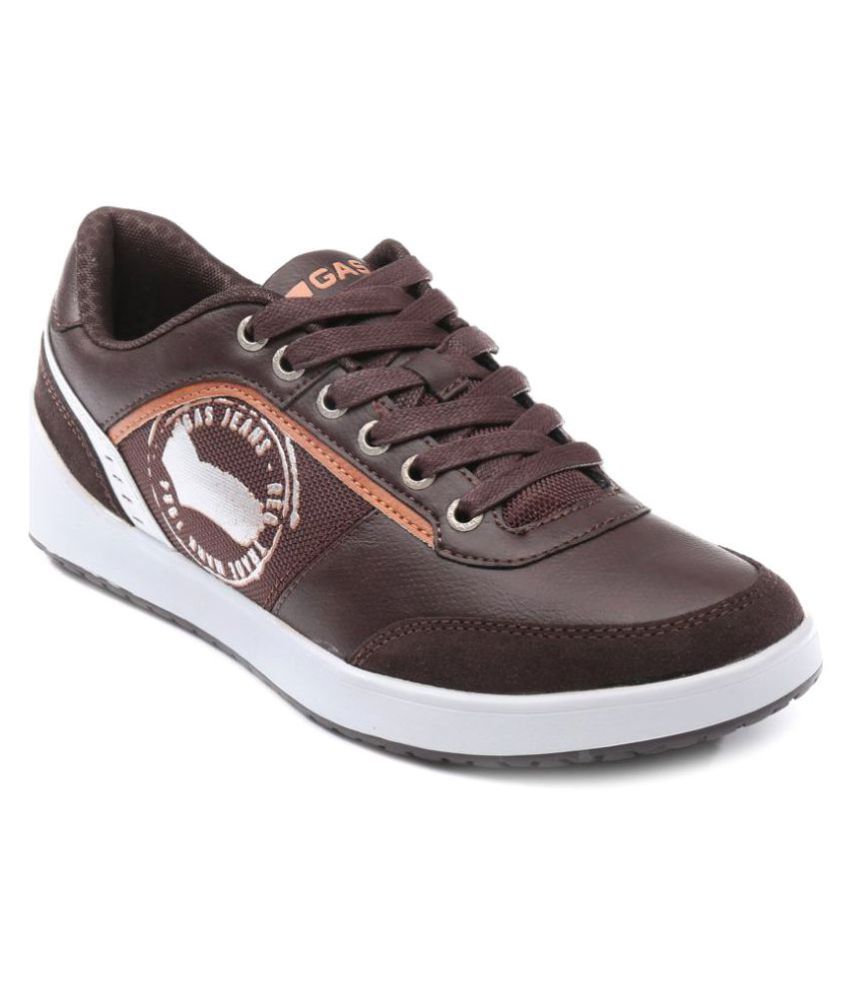 casual shoes brown