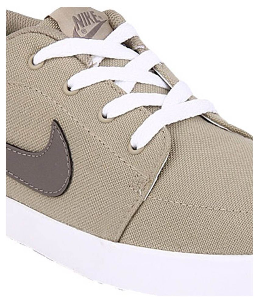 nike beige suede sneakers
